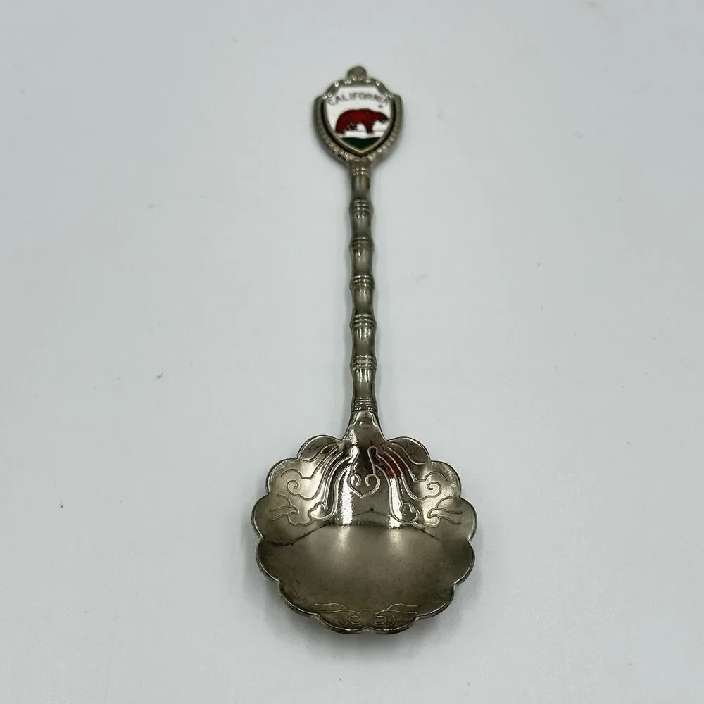 Lot of 12 Collector Souvenir Spoons US Vegas, GA, Key Largo, TX,‎ CA, FL, Jekyll